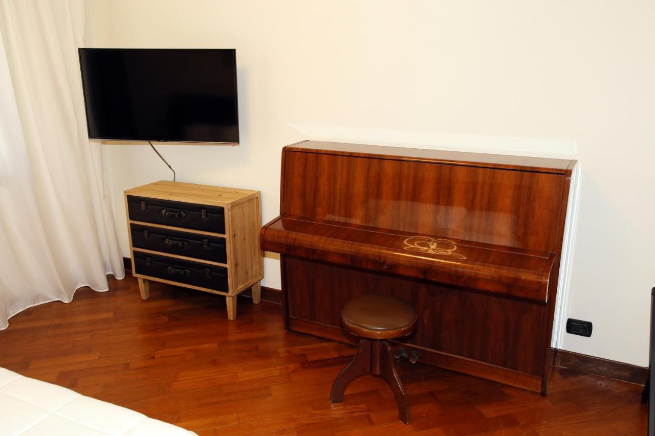 Paradise Suite Λατίνα Εξωτερικό φωτογραφία