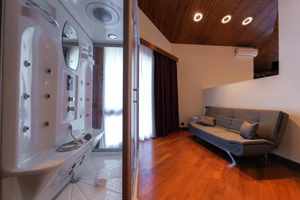 Paradise Suite Λατίνα Εξωτερικό φωτογραφία