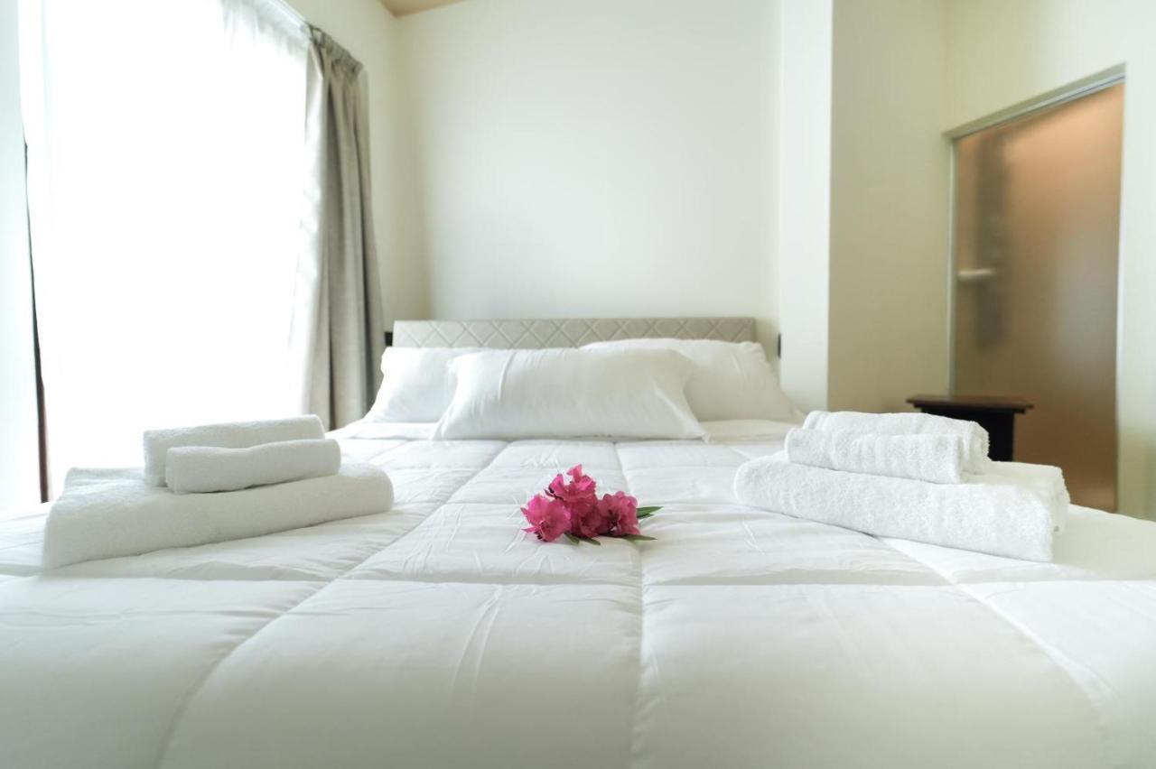 Paradise Suite Λατίνα Εξωτερικό φωτογραφία