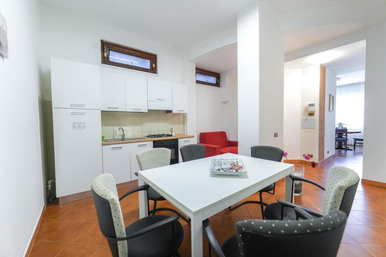 Paradise Suite Λατίνα Εξωτερικό φωτογραφία