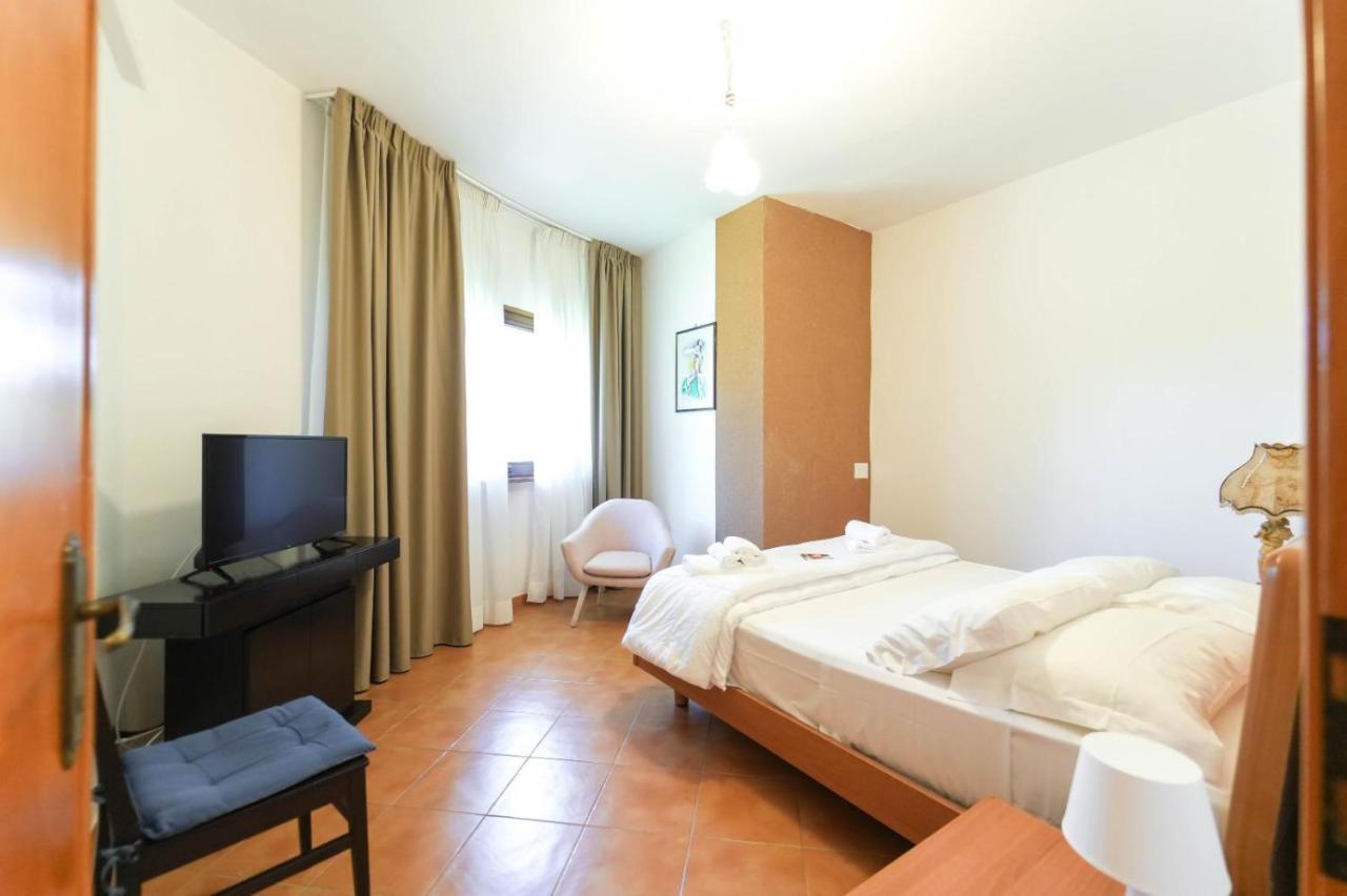 Paradise Suite Λατίνα Εξωτερικό φωτογραφία