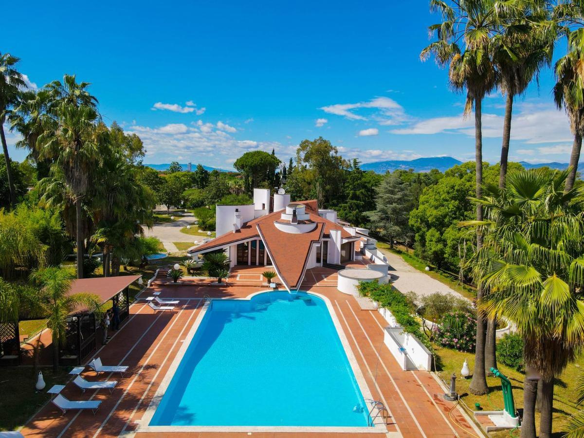 Paradise Suite Λατίνα Εξωτερικό φωτογραφία