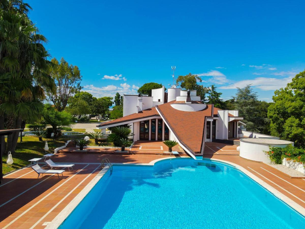 Paradise Suite Λατίνα Εξωτερικό φωτογραφία